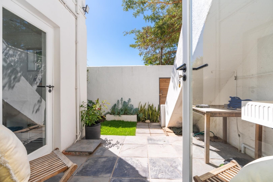 3 Bedroom Property for Sale in Woodstock Western Cape